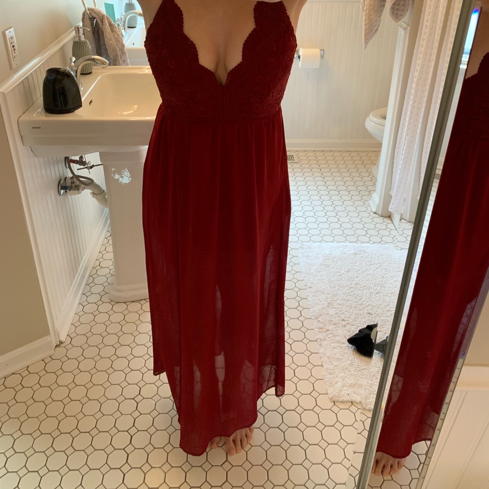 Lulus lace maxi